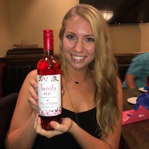 Meet your Posher, Haley